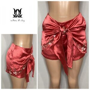 New. Willow & Clay coral embroidered shorts with tie.